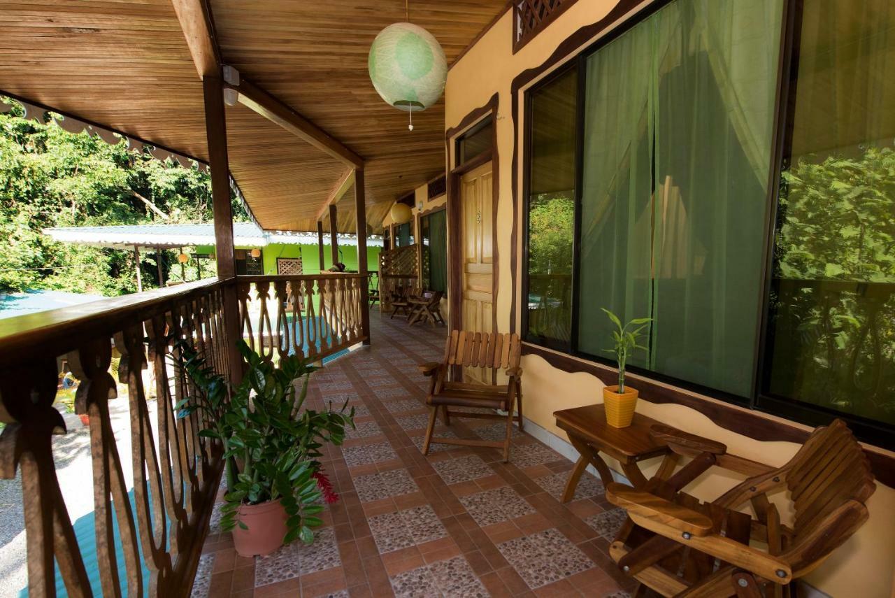 Hotel Sunshine Caribe Puerto Viejo de Talamanca Exterior foto